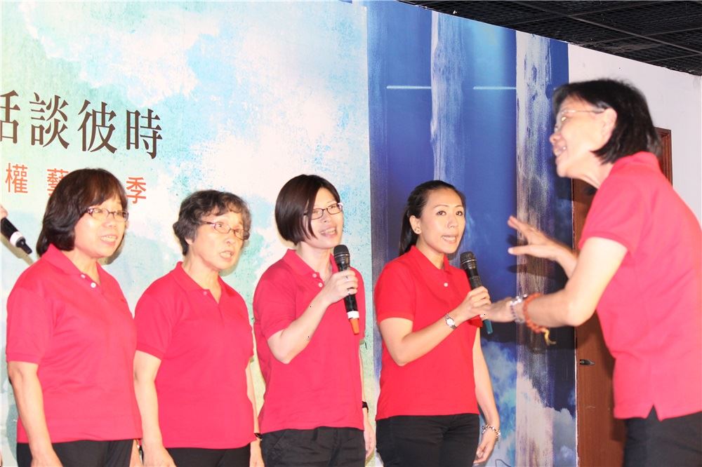 臺灣地區政治受難人互助會和平歌詠隊演出