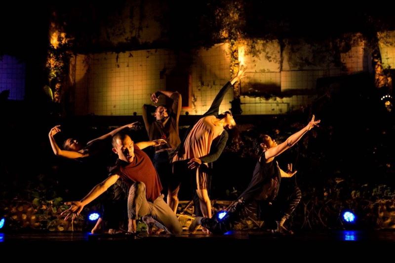 壞鞋子舞蹈劇場將以小遊行的方式,小手牽大手扭動肢體學兒權