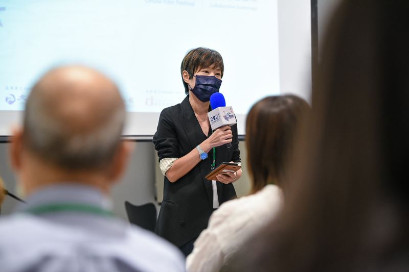 本屆影展選片委員之一國家電影及視聽文化中心執行長王君琦致詞