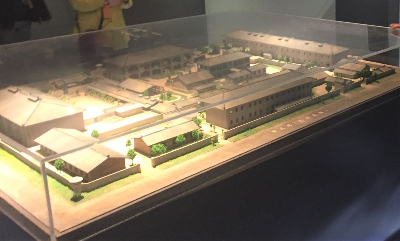 「血染的縫線」還原白恐受難者當年在青島東路軍法處看守所內的堅毅精神