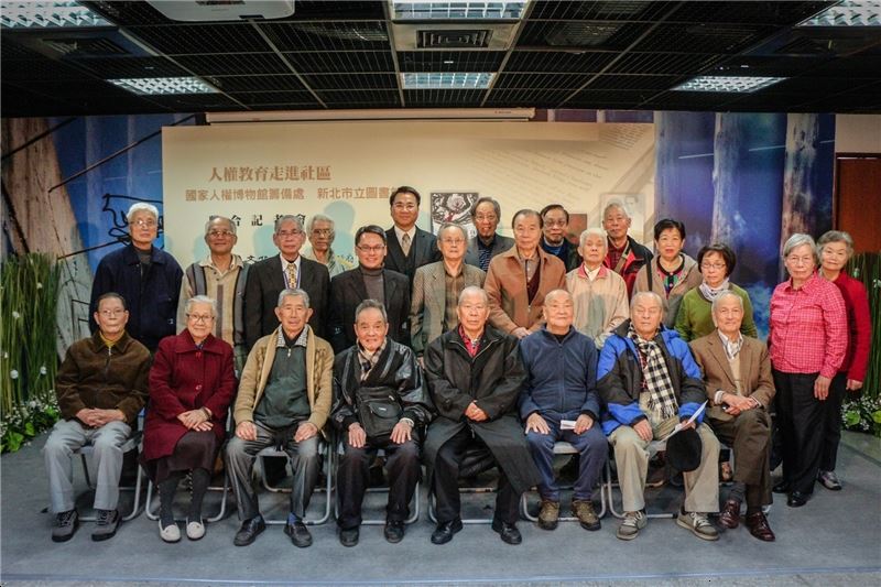 出席記者會的來賓大合照