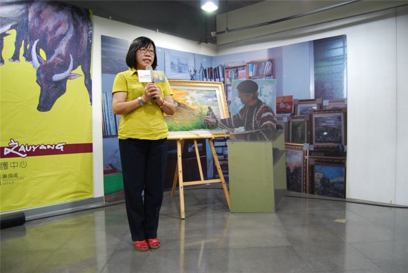 歐陽文女兒歐陽煇美致詞