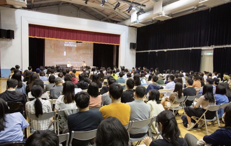 全場觀眾座無虛席,迴響熱烈