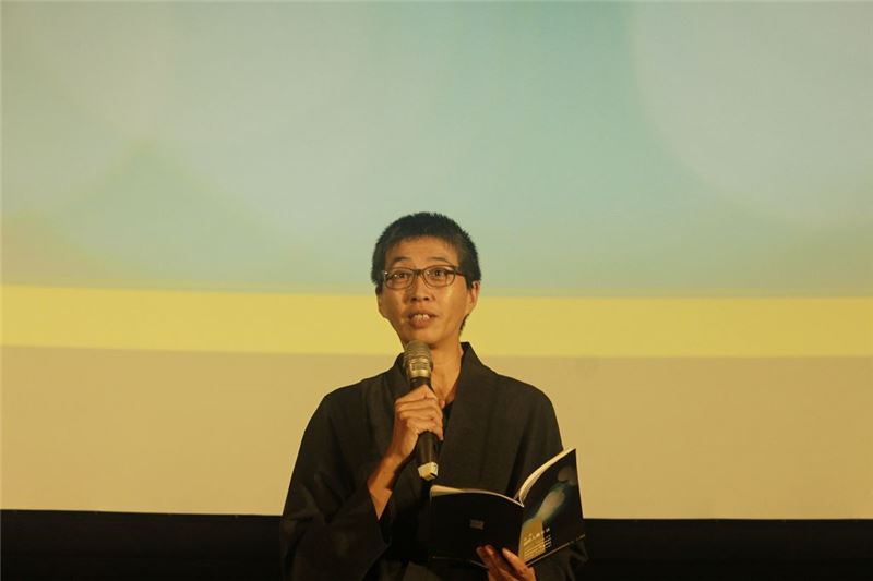 策展人王耿瑜導演