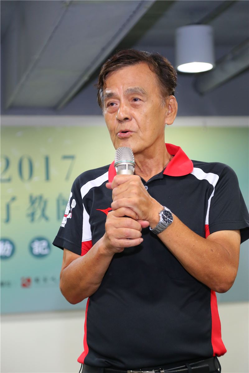 政治受難者暨本次研習營講師陳深景感性發言