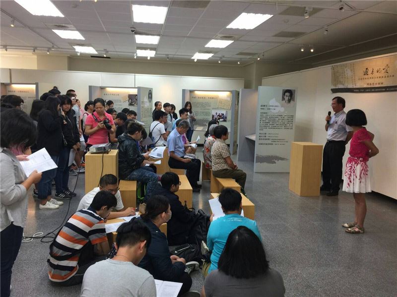 人權館謝英從組長致詞。