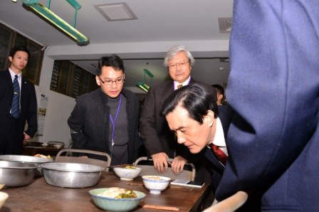 馬英九總統與龍應台部長參觀仁愛樓復原展示2