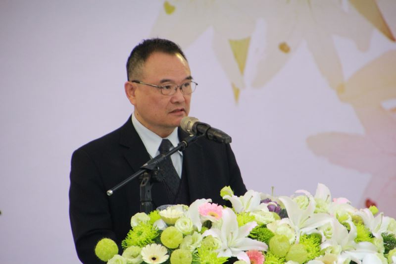 圖2__文化部政務次長蕭宗煌致詞,感念威權統治時期政治受難者犧牲奉獻,換得臺灣今日可貴的自由民主。