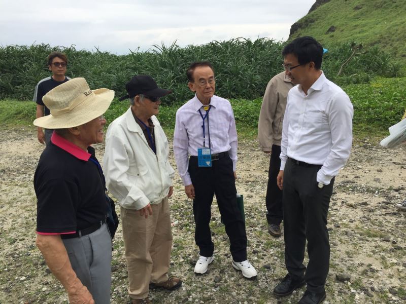 圖3_方振淵前輩(中)曾參與二二八事件時之高雄中學自衛隊保護家園