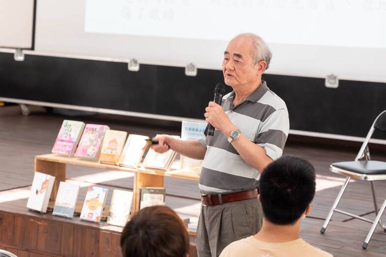 洪惟仁教授分享其超越受難經驗，奮發進修投身本土語言學研究的精神